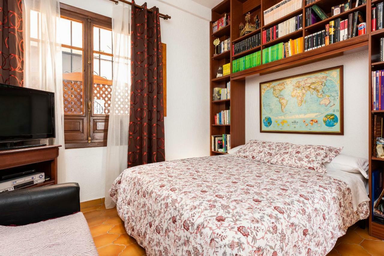 Hsh Suites Barrio Santa Cruz Seville Exterior photo