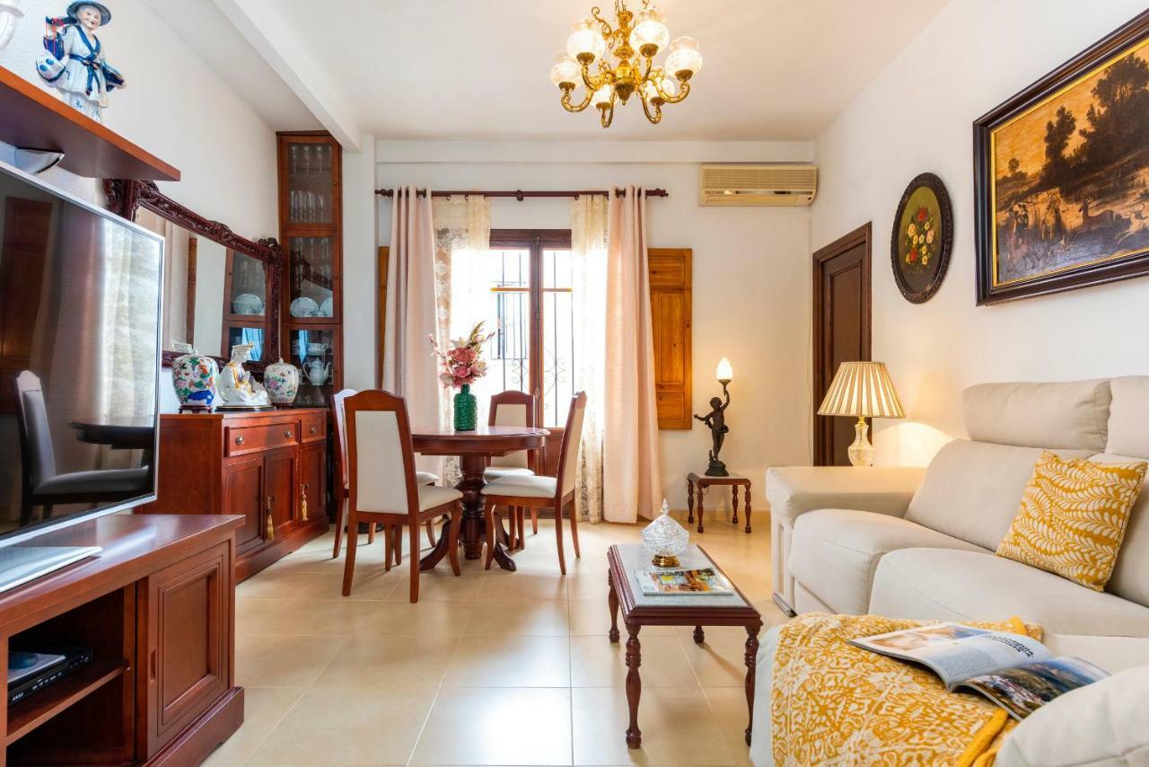 Hsh Suites Barrio Santa Cruz Seville Exterior photo